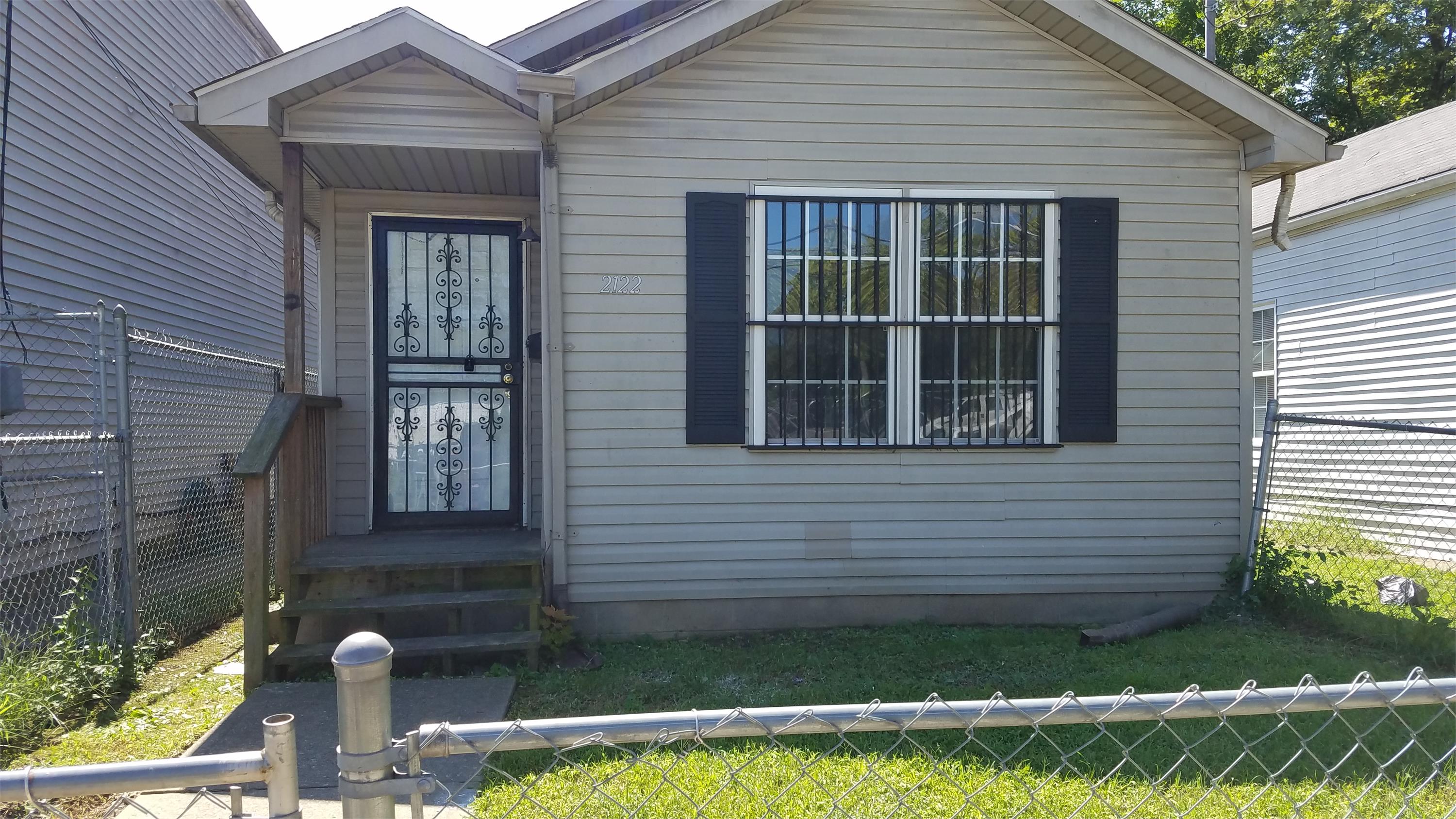 Property main image